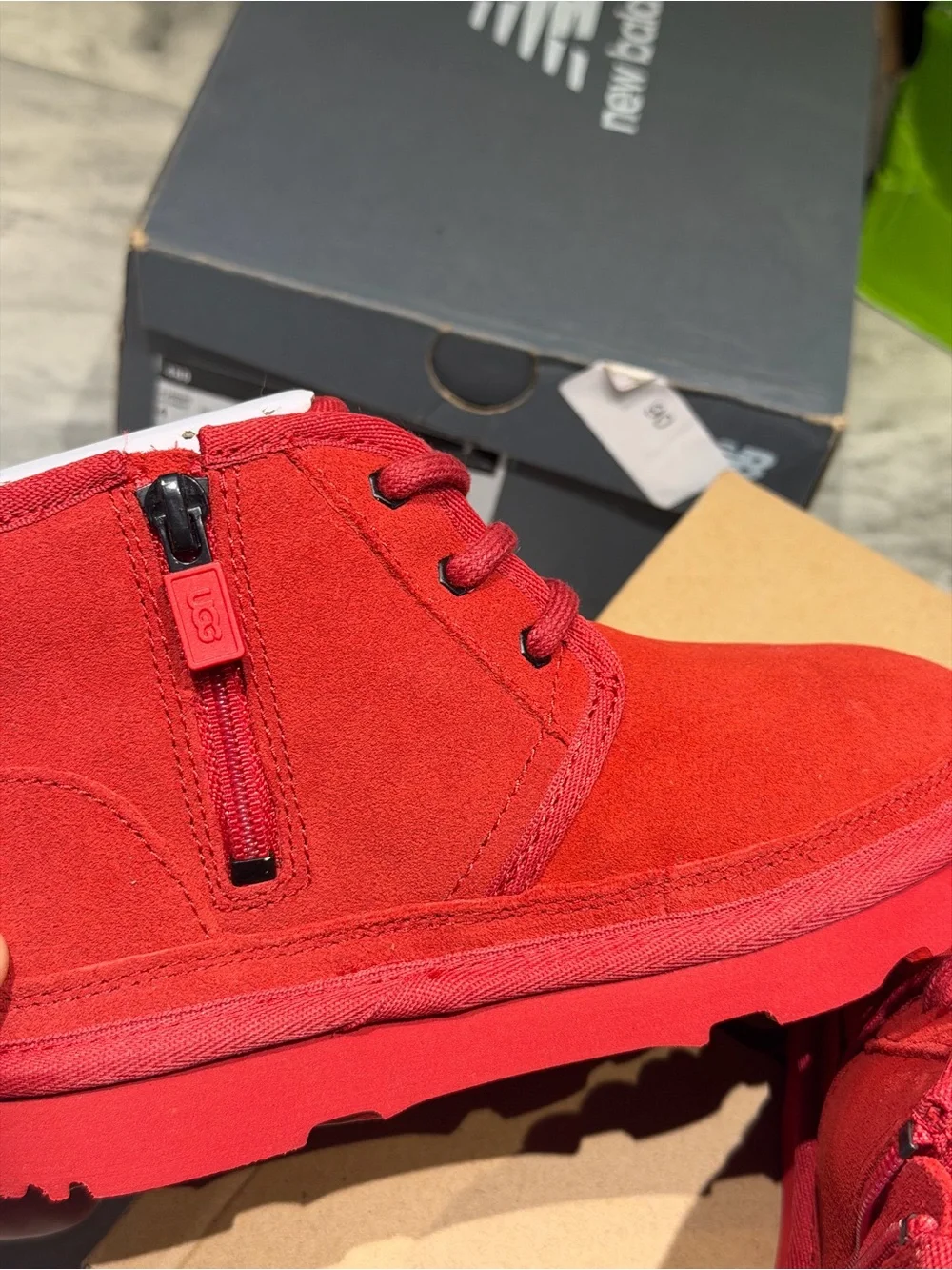 UGG Kids Red Suede Lace-Up Ankle Boots t neumell ll